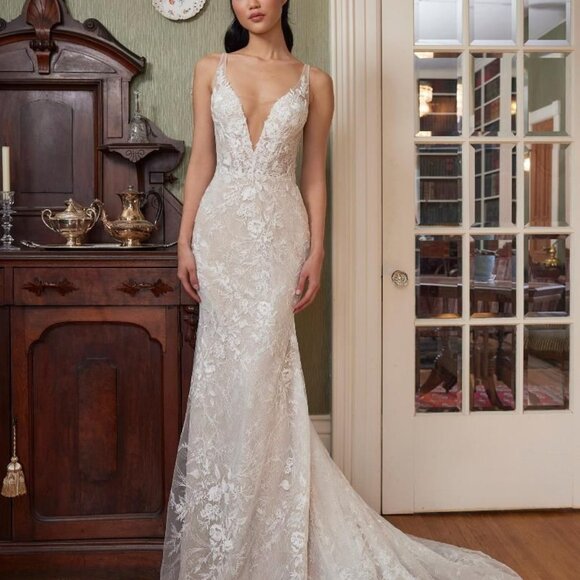 L'Amour by Calla Blanche Shae LA23240 Wedding Gown Size 12 NEW - Picture 1 of 3